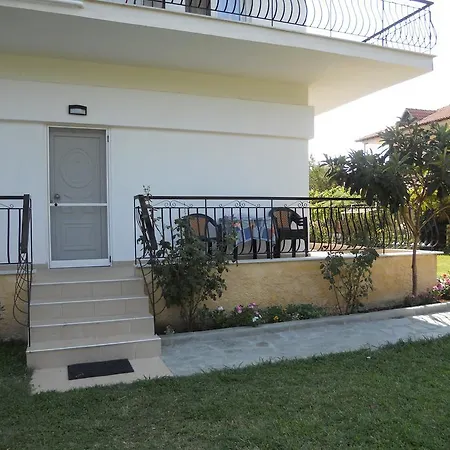 Apartment Kymata By Anastasia Stavros (Thessaloniki)